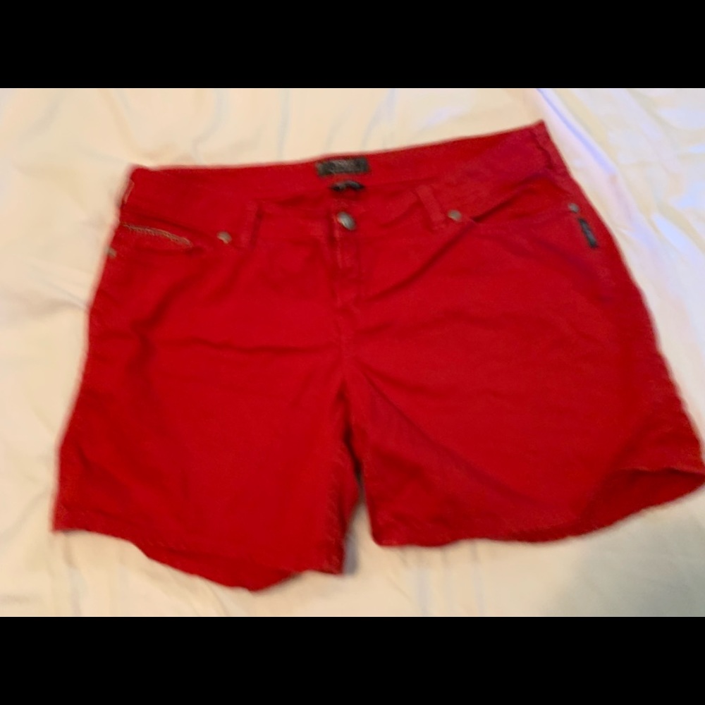 Silver Jean Suki Flap Short - Red